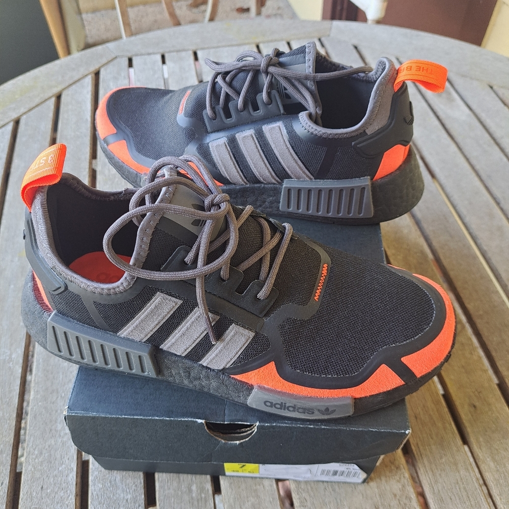 Adidas Nmd R1 - image 1